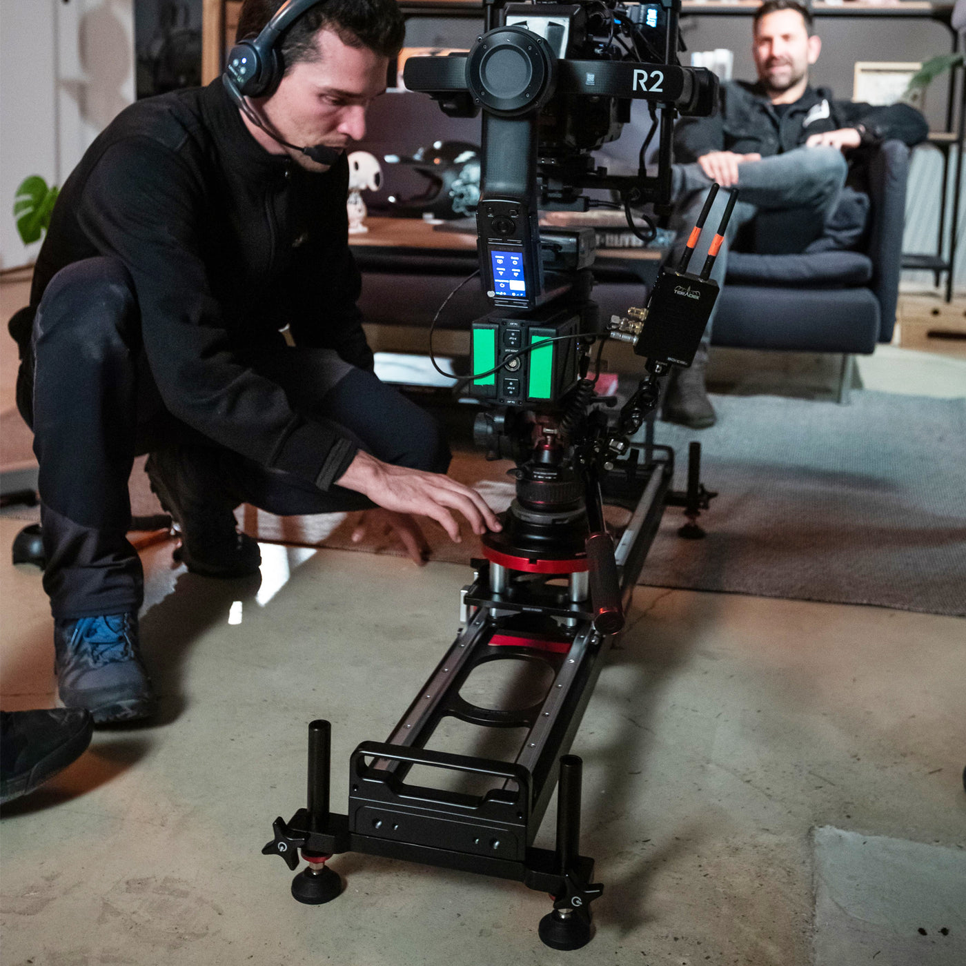 Flyking Precision Camera Slider (Mitchell Mount) | Proaim